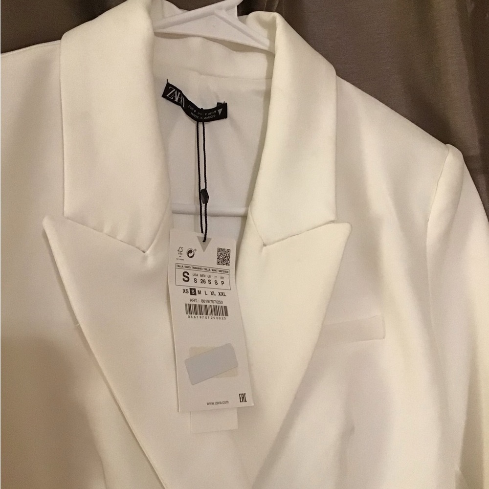Zara white padded v-neck wrapped blazer dress - Picture 3 of 3